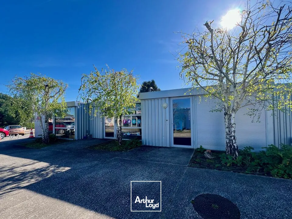 Locaux commerciaux - Location - ANGOULÊME - 16000 - 57-57 - 7677461