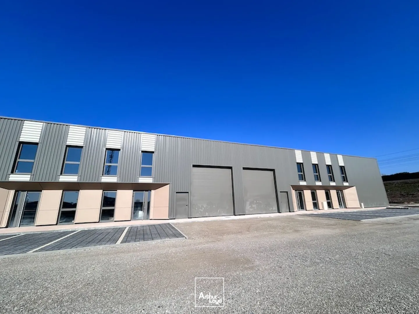 Locaux d'activité & Entrepôts - Location - VARENNES LES MACON - 71000 - 404-404 - 7677483