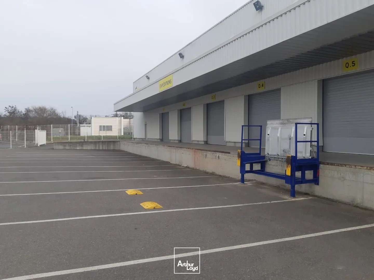 Locaux d'activité & Entrepôts - Location - LE CHAMBON FEUGEROLLES - 42500 - 5200-5200 - 7677518