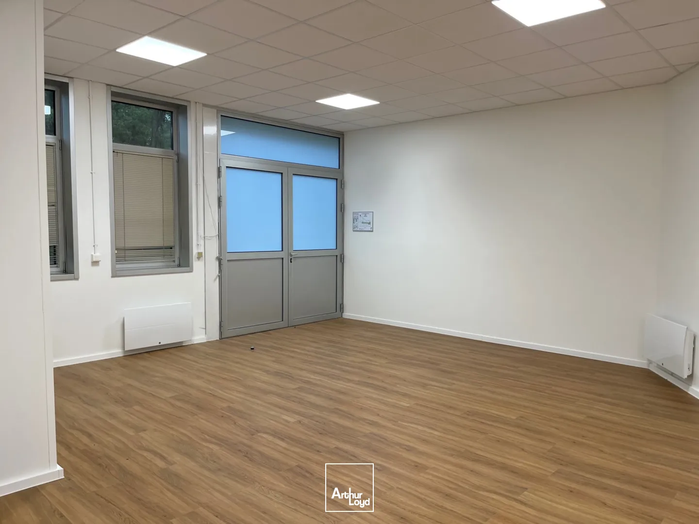 Bureaux - Location - ERAGNY - 95610 - 113-1079.3 - 7677605