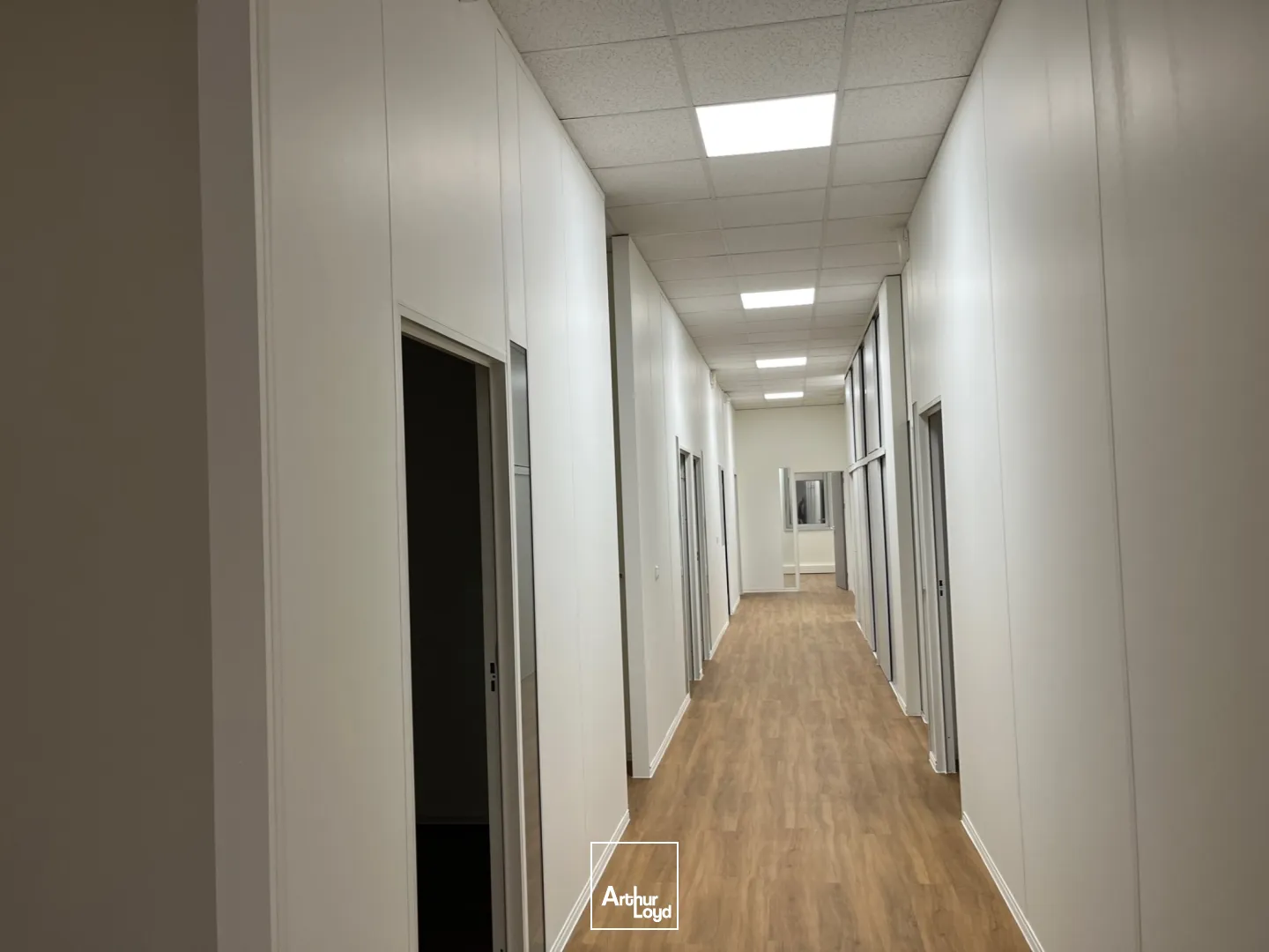 Bureaux - Location - ERAGNY - 95610 - 113-1079.3 - 7677607