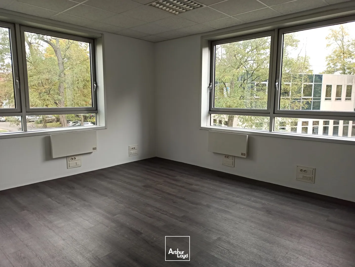 Bureaux - Location - ERAGNY - 95610 - 105-105 - 7677640