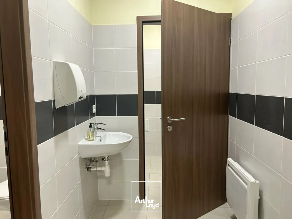 Locaux d'activité & Entrepôts - Location - METZ - 57000 - 160-160 - 7678917