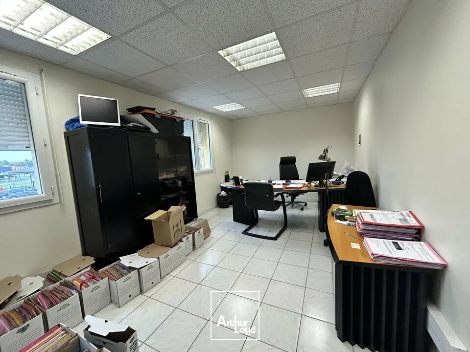 Bureaux - Location - CHATENOY LE ROYAL - 71880 - 100-100 - 7678955