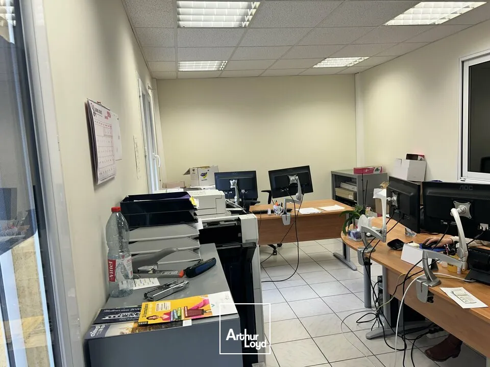 Bureaux - Location - CHATENOY LE ROYAL - 71880 - 100-100 - 7678956