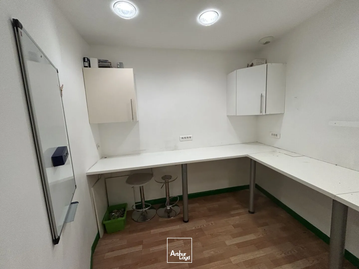 Locaux commerciaux - Location - AMIENS - 80000 - 115-115 - 7679009