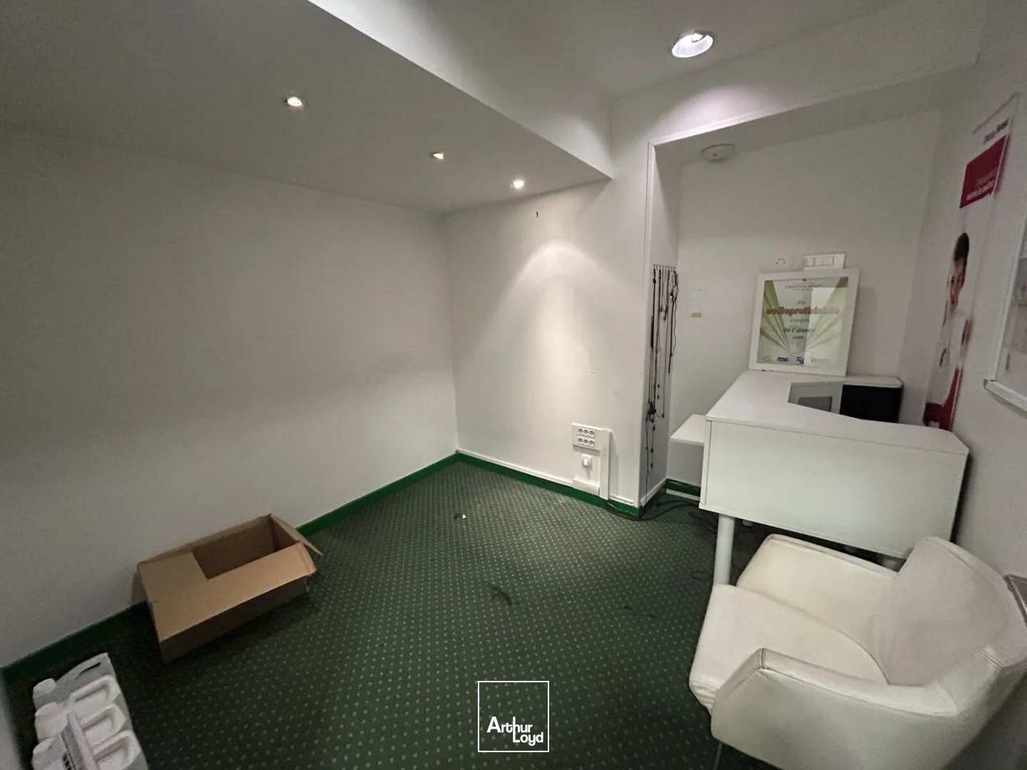 Locaux commerciaux - Location - AMIENS - 80000 - 115-115 - 7679010