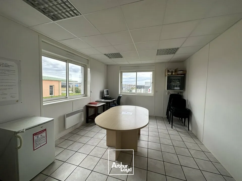 Locaux d'activité & Entrepôts - Location - BOURGES - 18000 - 1118-1118 - 7679033