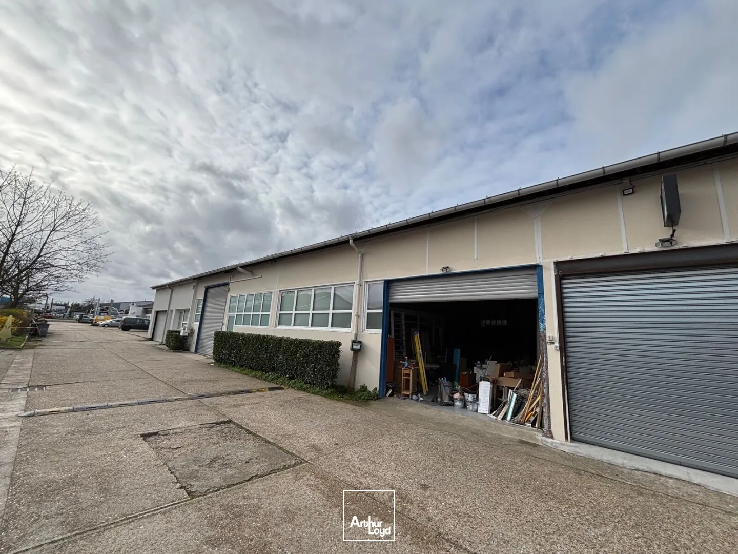 Locaux d'activité & Entrepôts - Location - SOTTEVILLE LES ROUEN - 76300 - 150-150 - 7679222