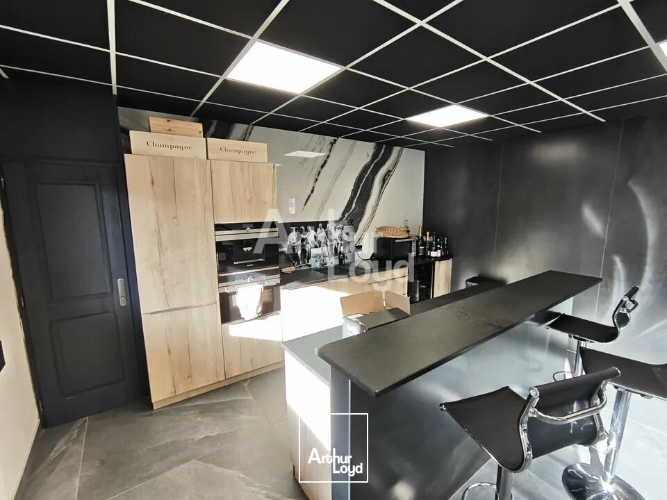 Locaux d'activité & Entrepôts - Vente - TOURS EN SAVOIE - 73790 - 955-955 - 7679227