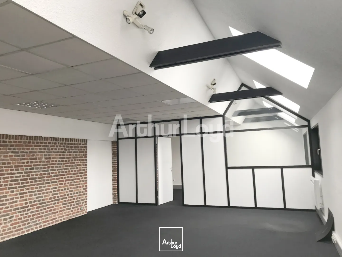 Bureaux - Location - VILLENEUVE D'ASCQ - 59650 - 105-105 - 7717763