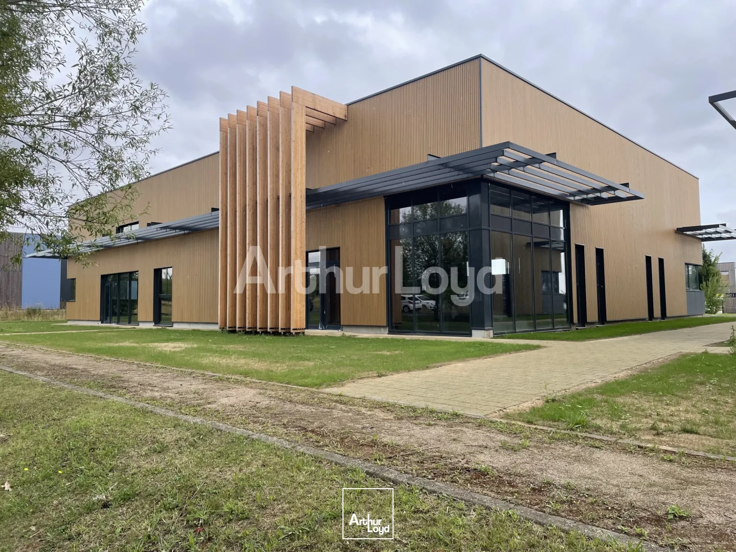 Locaux d'activité & Entrepôts - Location - SIN LE NOBLE - 59450 - 554-554 - 7717971