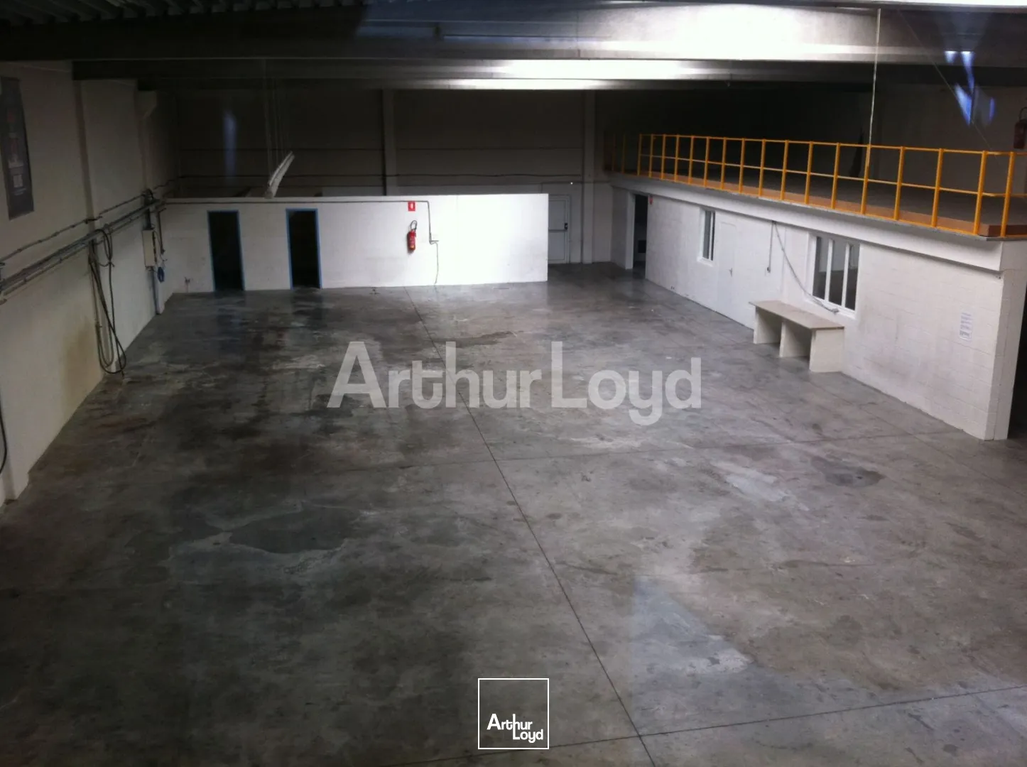 Locaux d'activité & Entrepôts - Location - RONCQ - 59223 - 528-1820 - 7718439