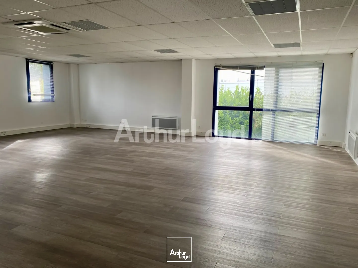 Bureaux - Location - VILLENEUVE D'ASCQ - 59650 - 222-222 - 7718517