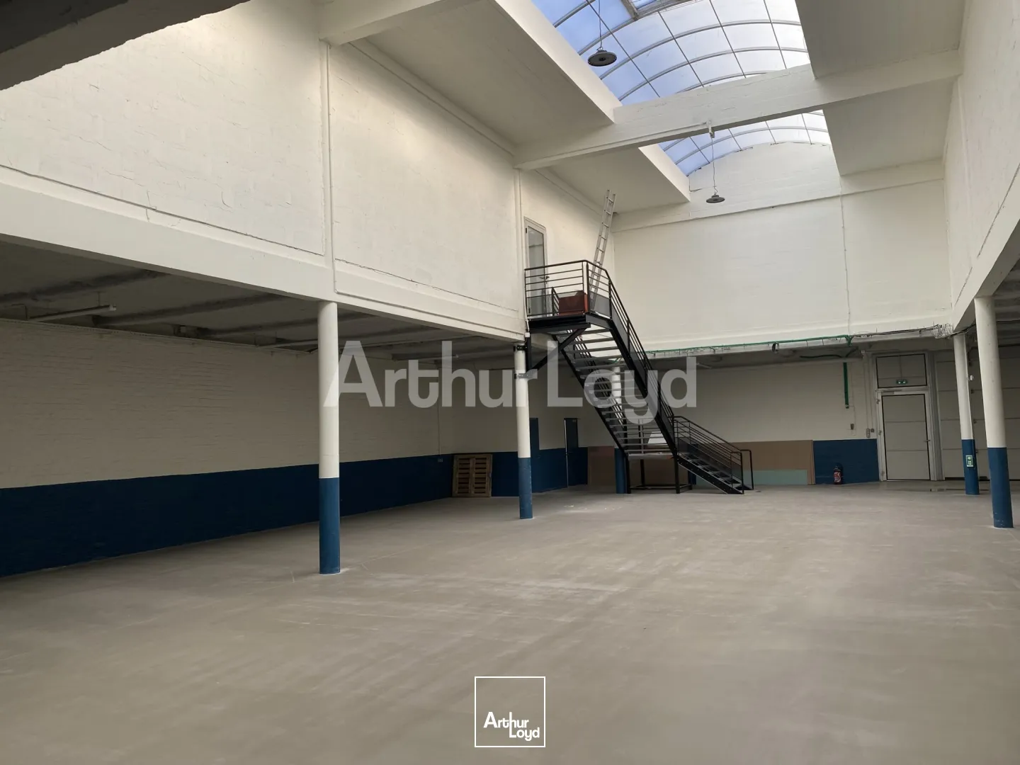 Locaux d'activité & Entrepôts - Location - LILLE - 59000 - 300-2350 - 7718675