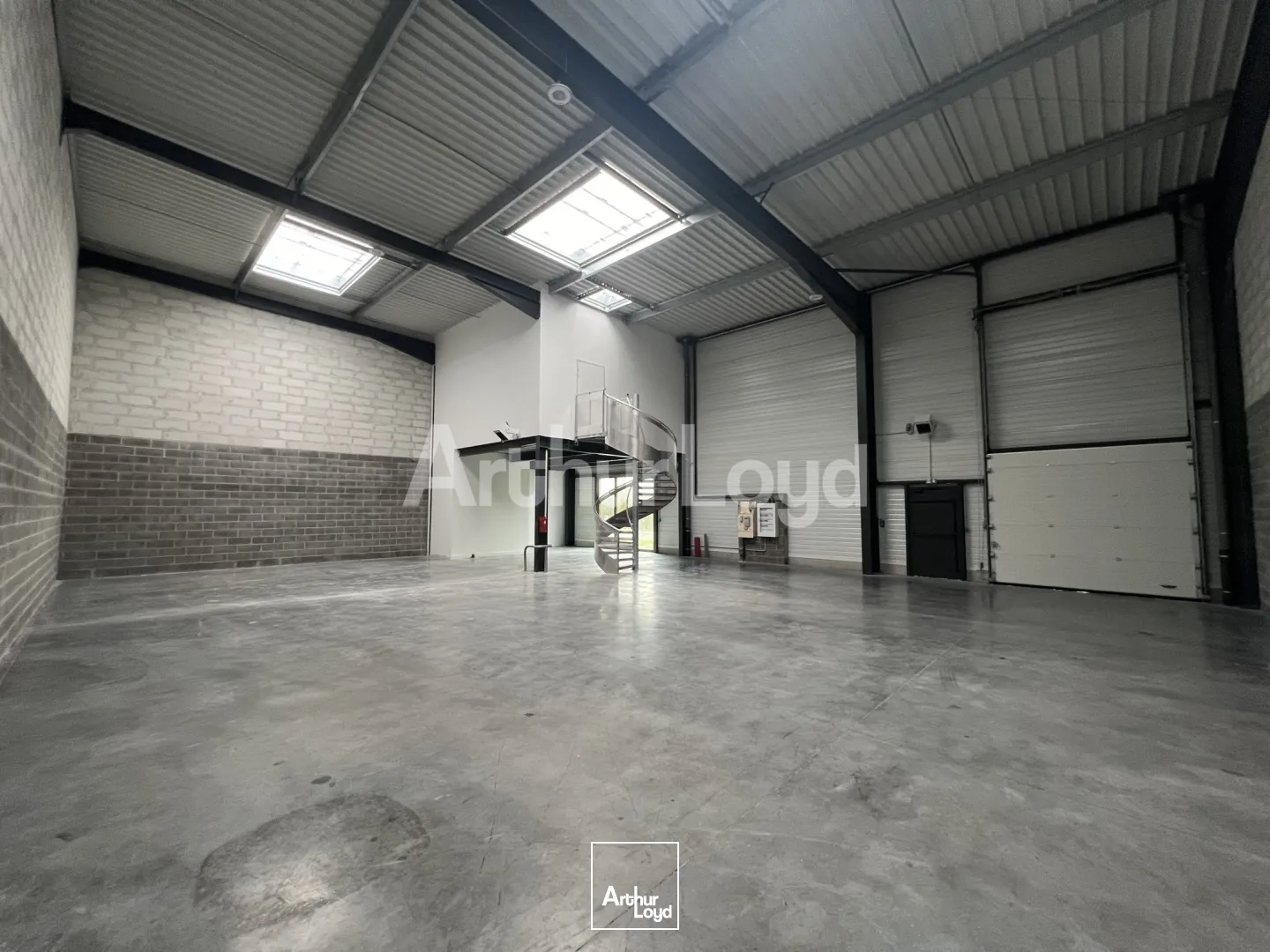 Locaux d'activité & Entrepôts - Location - SECLIN - 59113 - 288-1911 - 7718713