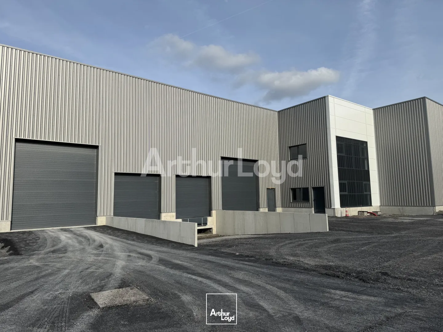 Locaux d'activité & Entrepôts - Location - BONDUES - 59910 - 956-1914 - 7718893