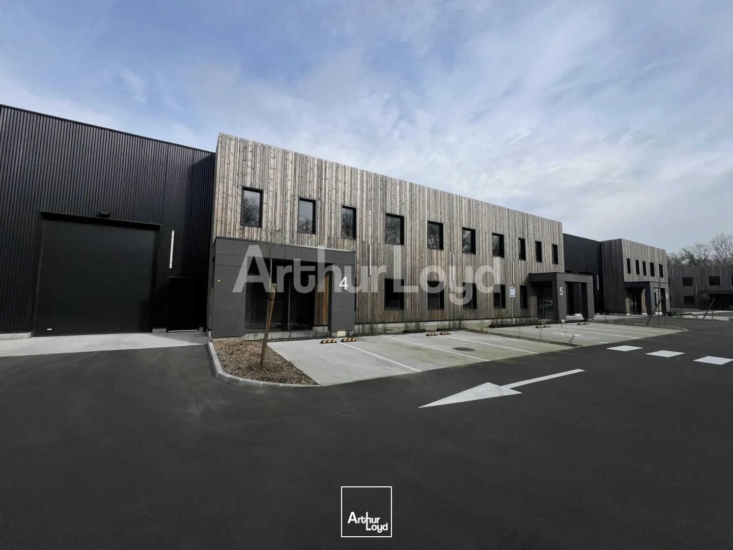 Locaux d'activité & Entrepôts - Location - WAMBRECHIES - 59118 - 554-554 - 7718898