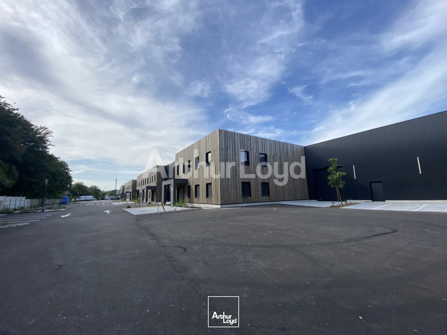 Locaux d'activité & Entrepôts - Location - WAMBRECHIES - 59118 - 554-554 - 7718900