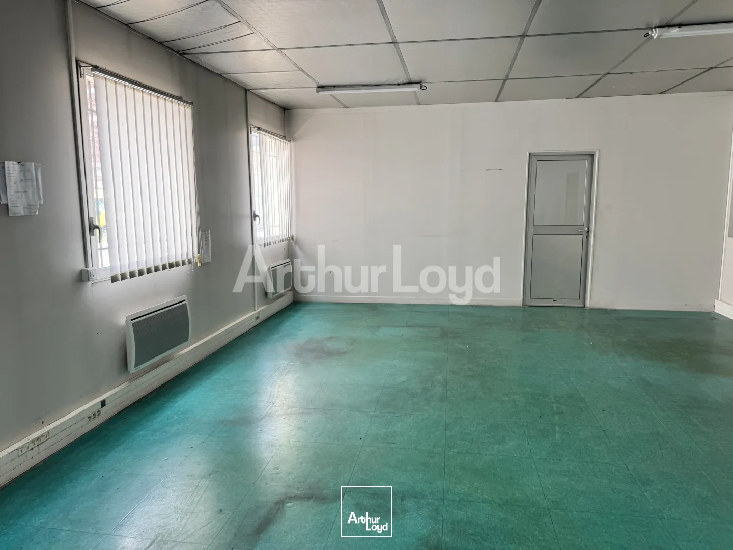 Locaux d'activité & Entrepôts - Location - CROIX - 59170 - 2351-2351 - 7719065