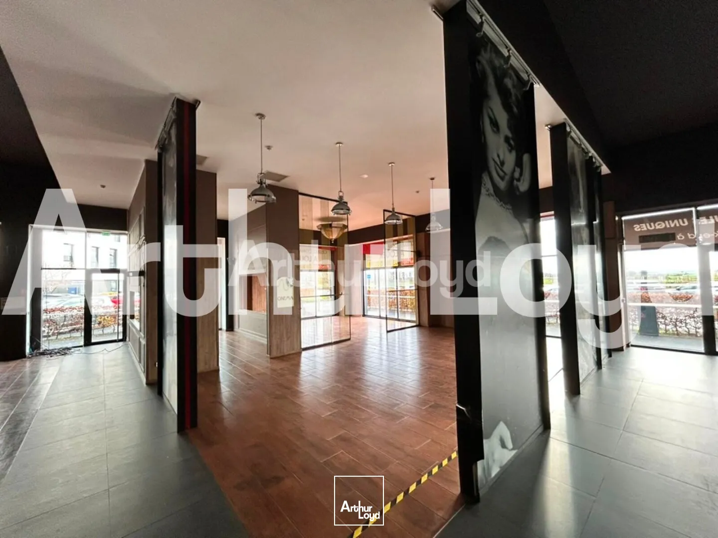 Locaux commerciaux - Location - LESQUIN - 59810 - 432-432 - 7719198