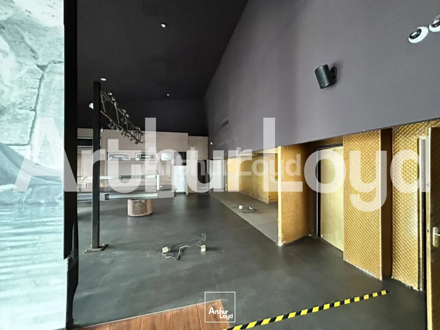 Locaux commerciaux - Location - LESQUIN - 59810 - 432-432 - 7719193