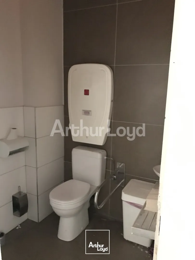 Locaux commerciaux - Location - LILLE - 59000 - 140-140 - 7719234