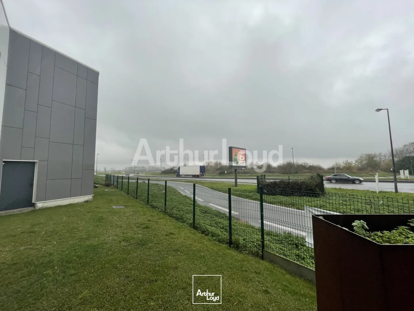 Locaux commerciaux - Location - LESQUIN - 59810 - 190-190 - 7719496