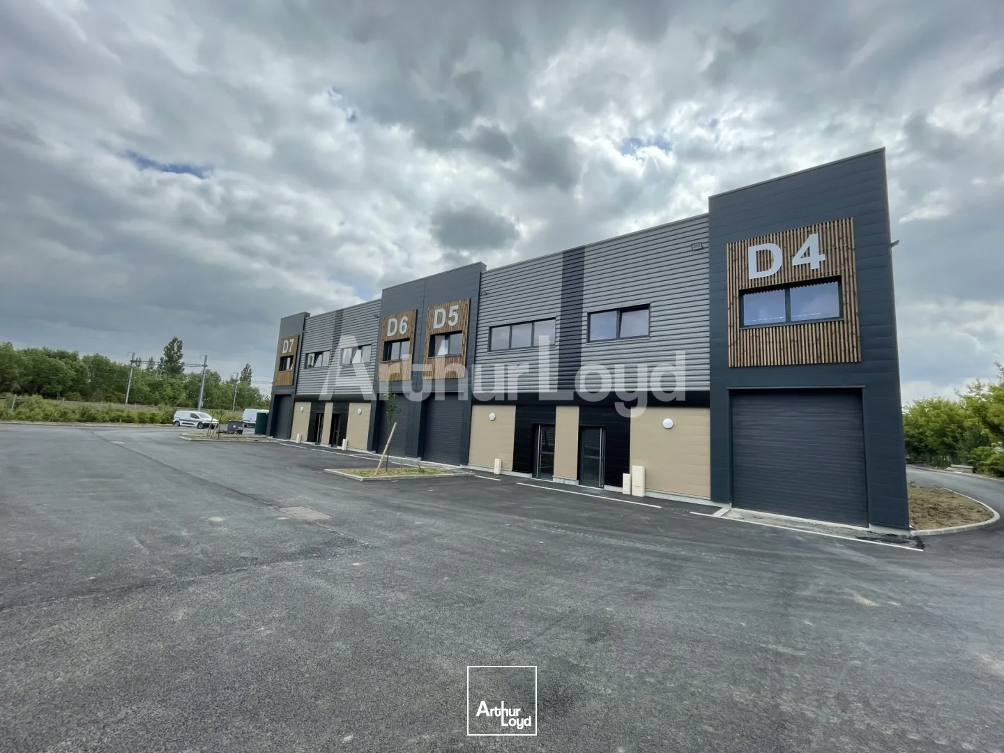 Locaux d'activité & Entrepôts - Location - SAINGHIN EN MELANTOIS - 59262 - 226-7873 - 7719635