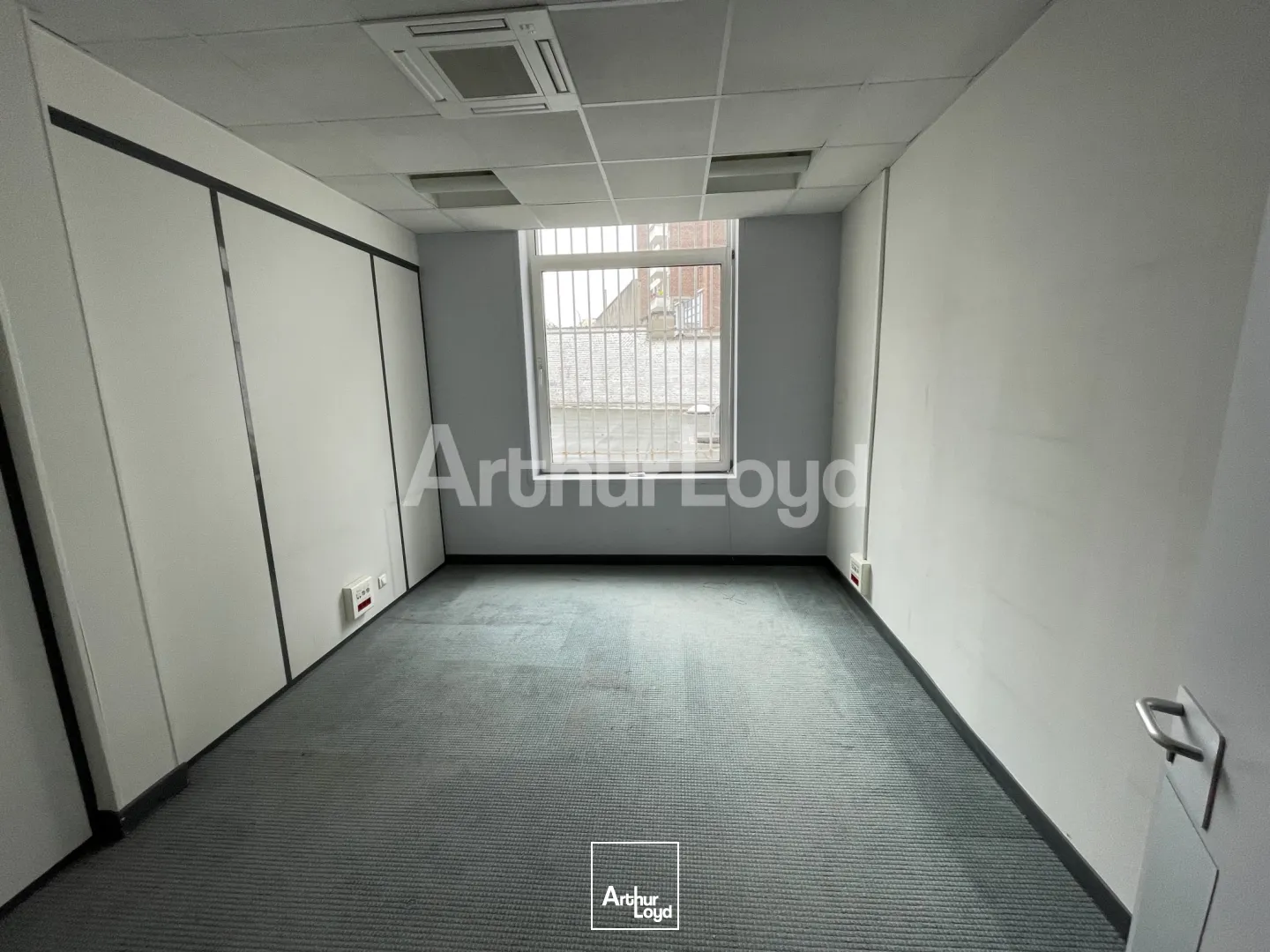 Bureaux - Location - LILLE - 59000 - 267-555 - 7720282