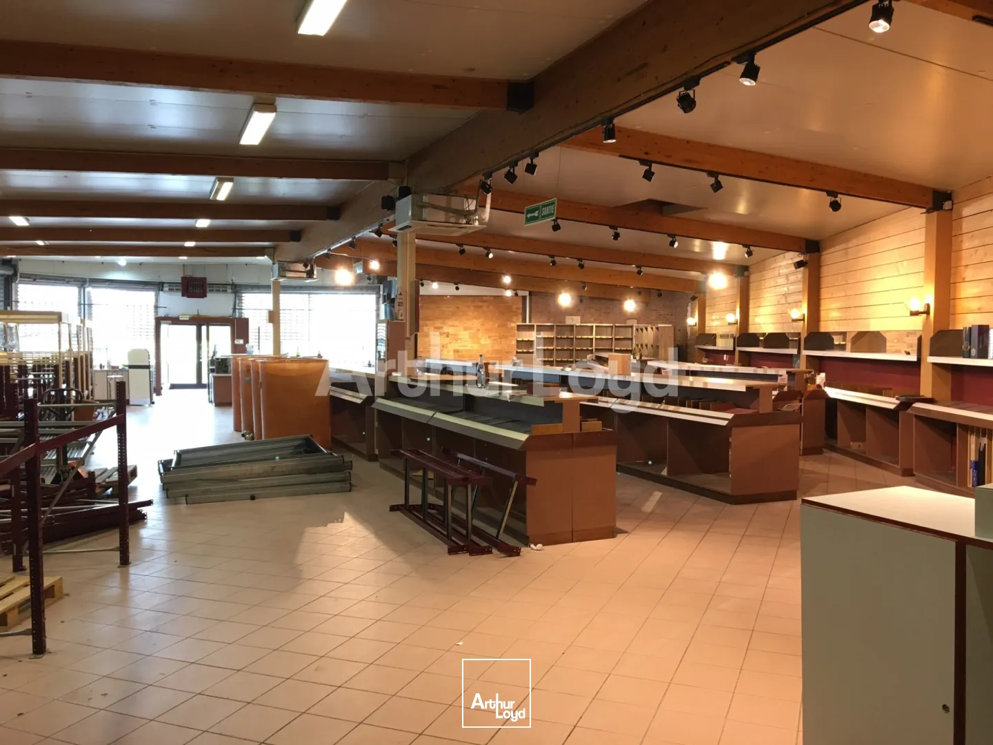 Locaux commerciaux - Location - RONCQ - 59223 - 750-750 - 7720337