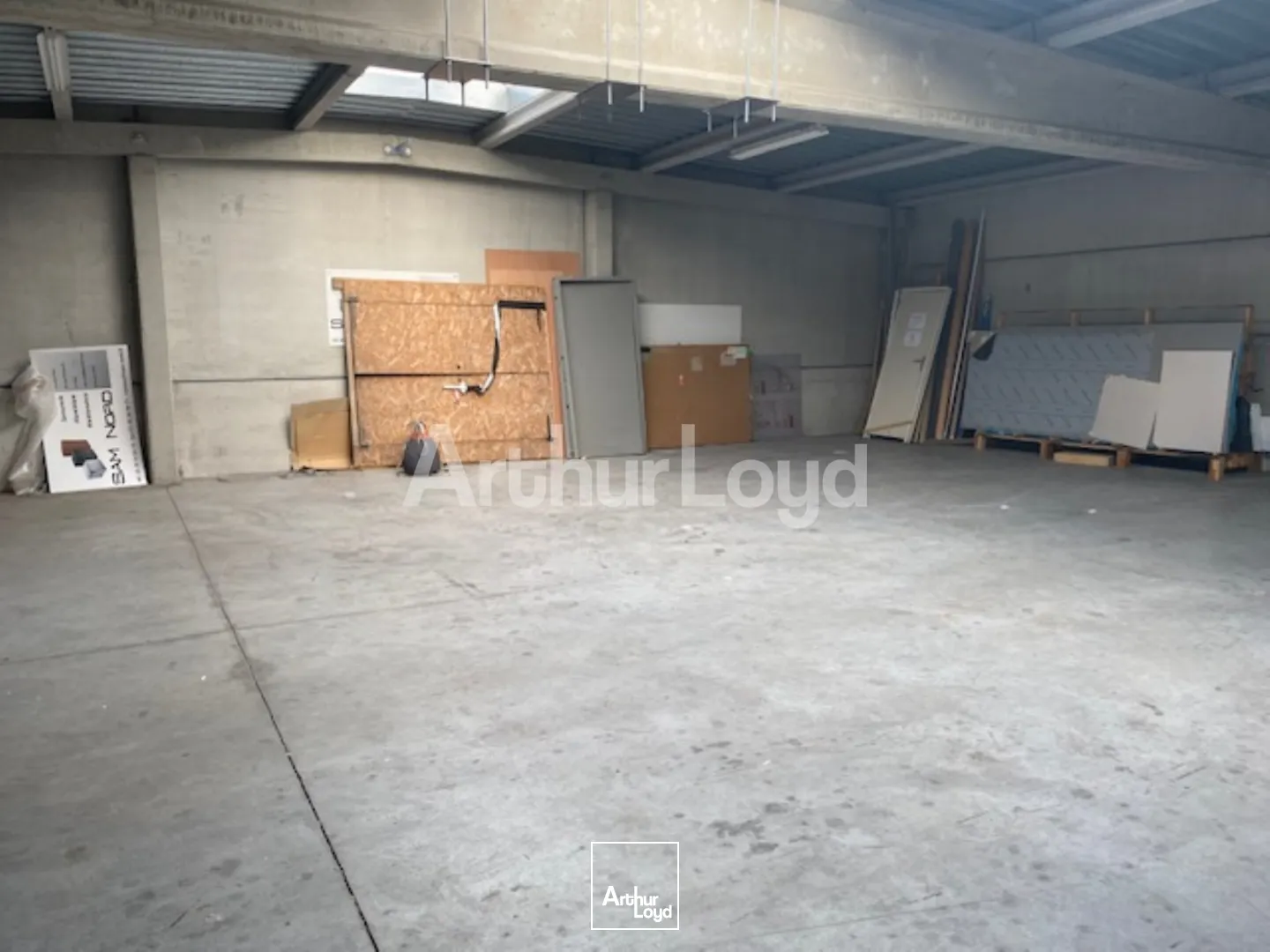 Locaux d'activité & Entrepôts - Vente - WAMBRECHIES - 59118 - 360-360 - 7720445