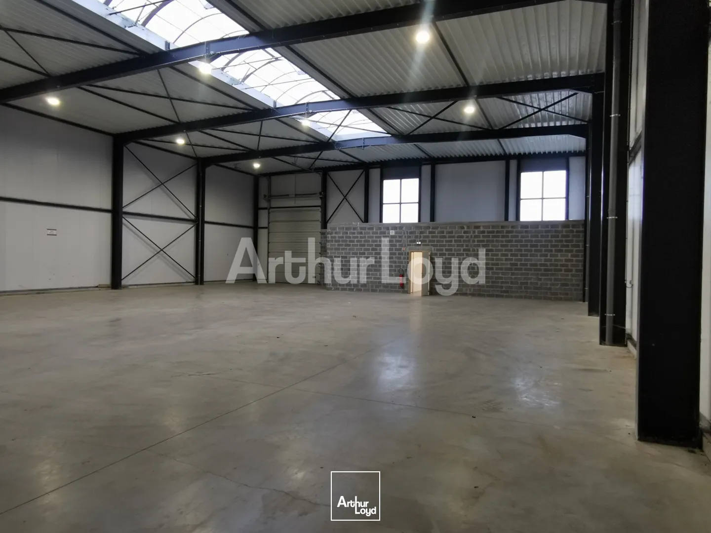 Locaux d'activité & Entrepôts - Location - ROUVIGNIES - 59220 - 615-615 - 7720463