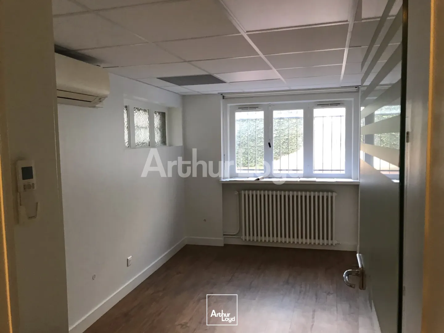 Locaux commerciaux - Location - HALLUIN - 59250 - 81-81 - 7720701