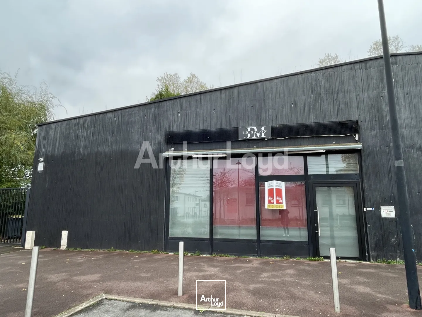 Locaux commerciaux - Location - HAUTMONT - 59330 - 486-486 - 7720737