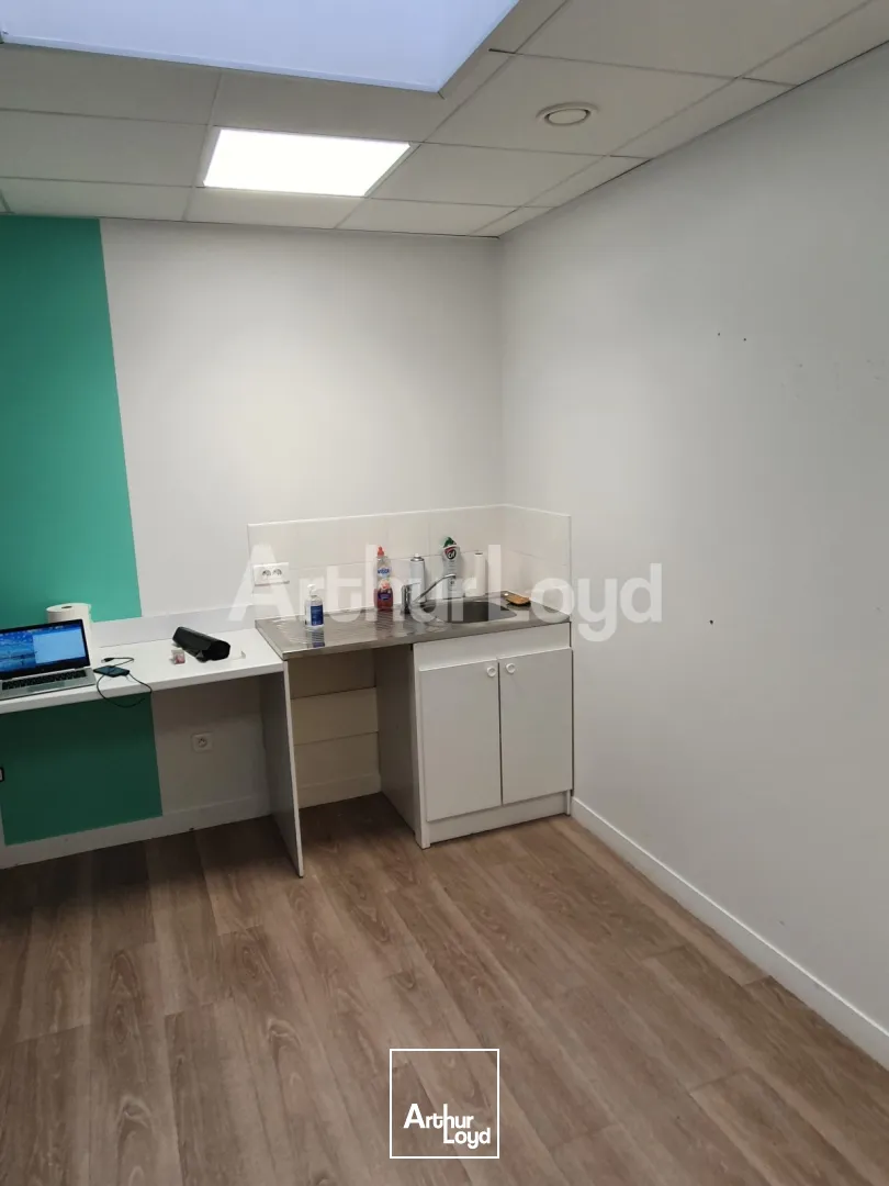 Locaux commerciaux - Location - LYS LEZ LANNOY - 59390 - 150-150 - 7720844