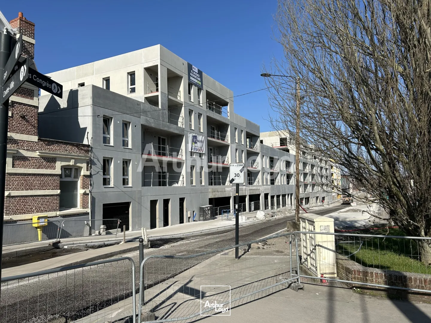 Locaux commerciaux - Vente - VALENCIENNES - 59300 - 50-510 - 7720974