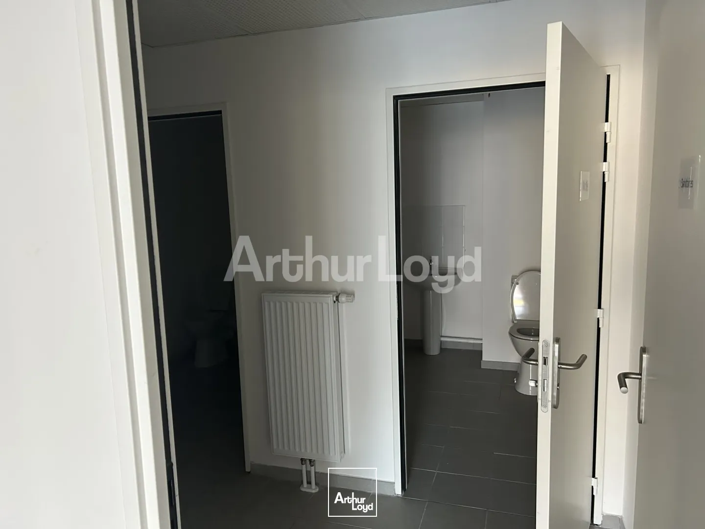 Locaux commerciaux - Location - VALENCIENNES - 59300 - 160-160 - 7721056