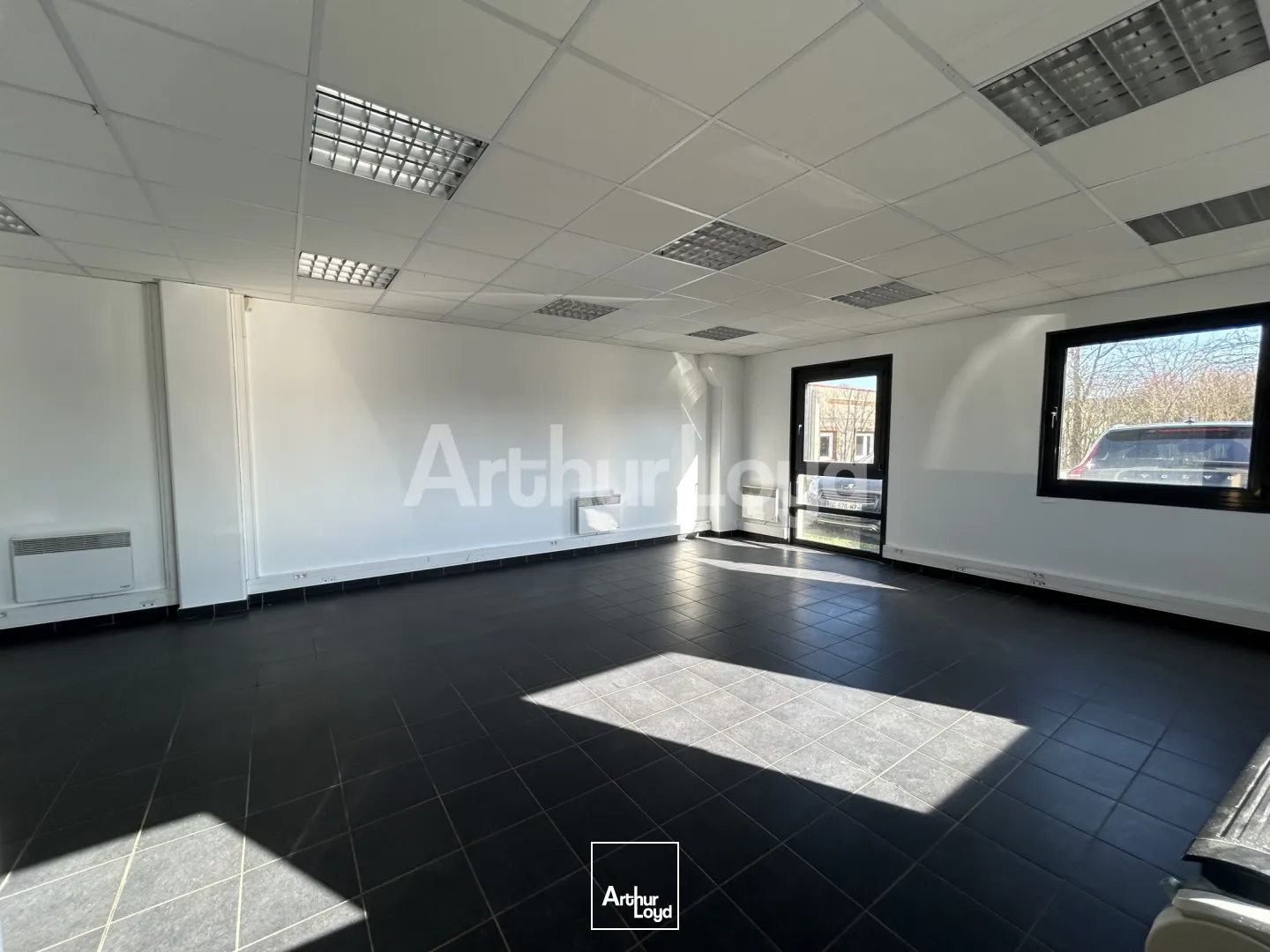 Locaux d'activité & Entrepôts - Location - SAINGHIN EN MELANTOIS - 59262 - 545-545 - 7721190