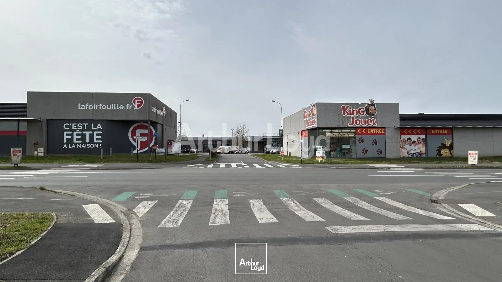 Locaux commerciaux - Location - HALLUIN - 59250 - 405-1855 - 7721192