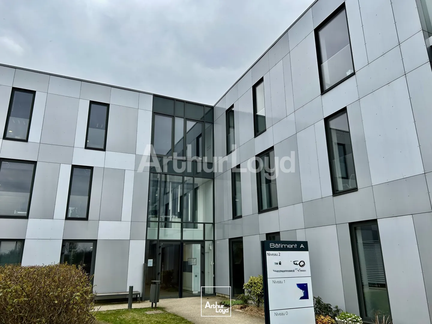 Bureaux - Location - LESQUIN - 59810 - 377.15-1355.33 - 7721245