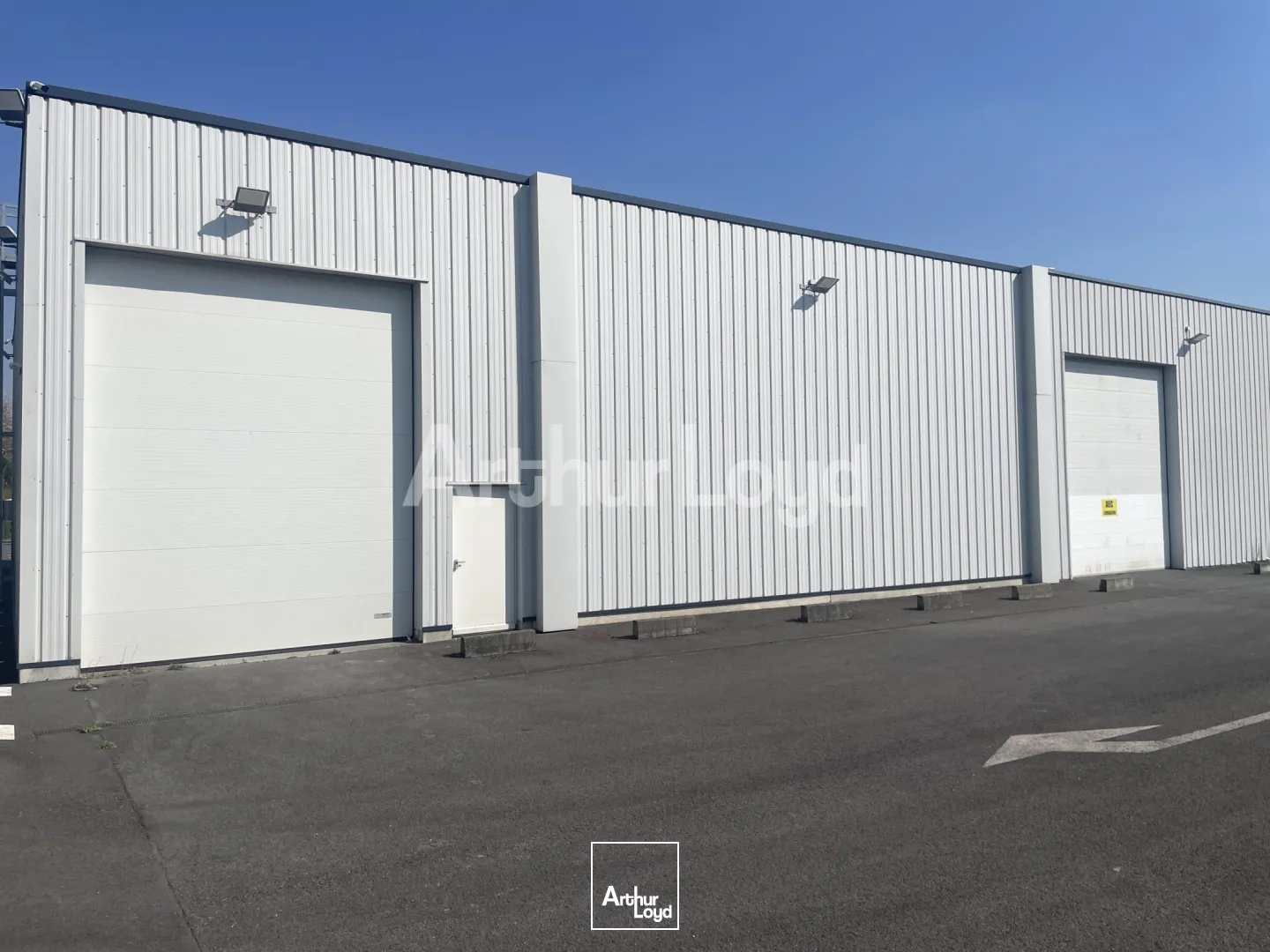 Locaux d'activité & Entrepôts - Location - TILLOY LES MOFFLAINES - 62217 - 1160-1160 - 7721294