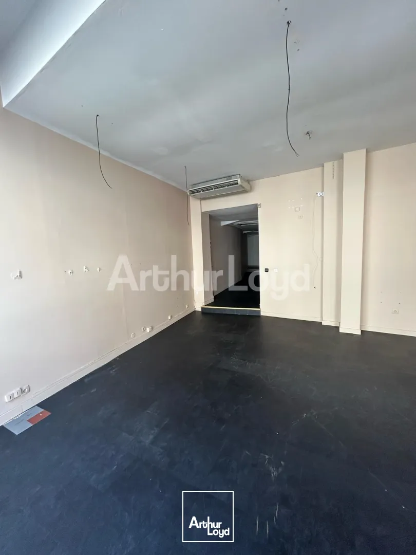 Locaux commerciaux - Location - VALENCIENNES - 59300 - 84-84 - 7721309
