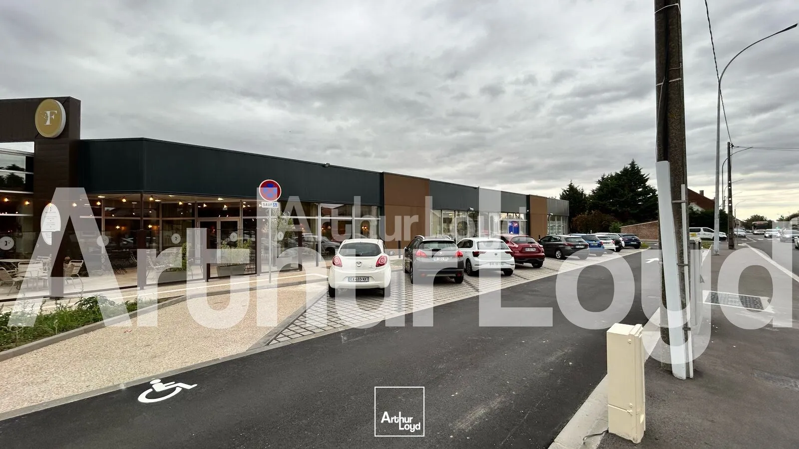 Locaux commerciaux - Location - LAMBRES LEZ DOUAI - 59552 - 200-681 - 7721488
