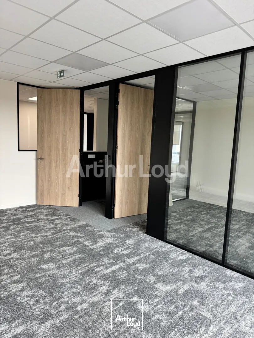 Locaux d'activité & Entrepôts - Location - AVELIN - 59710 - 684-684 - 7721648
