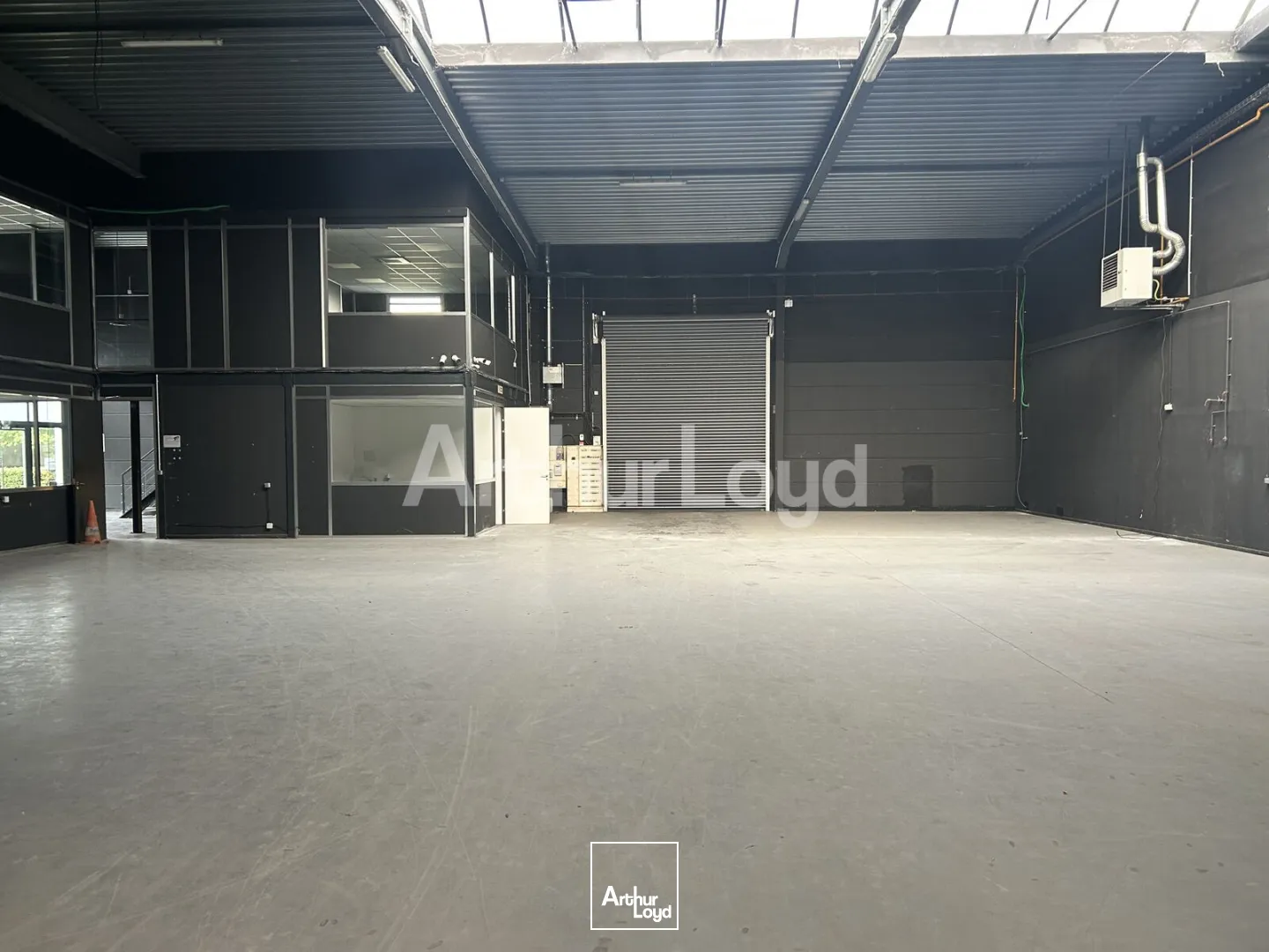 Locaux d'activité & Entrepôts - Location - RONCQ - 59223 - 655.25-2617.46 - 7721686