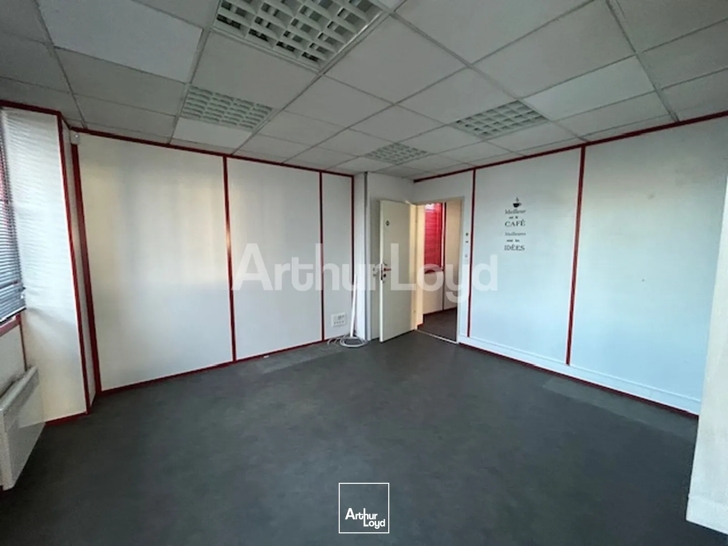 Locaux d'activité & Entrepôts - Location - PETITE FORET - 59494 - 1384-1384 - 7721789