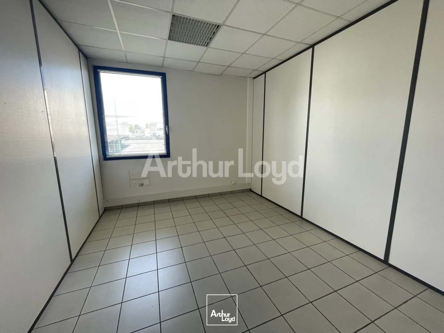 Bureaux - Location - TEMPLEMARS - 59175 - 380-380 - 7721860