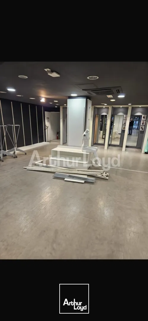 Locaux commerciaux - Cession - DUNKERQUE - 59140 - 182-182 - 7722045