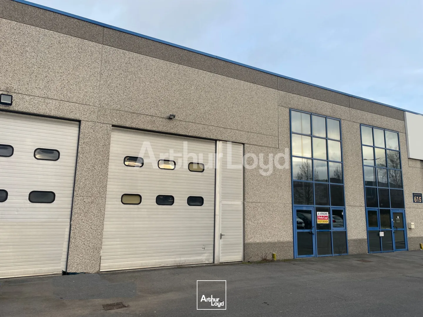 Locaux d'activité & Entrepôts - Vente - LA SENTINELLE - 59174 - 411-411 - 7722075